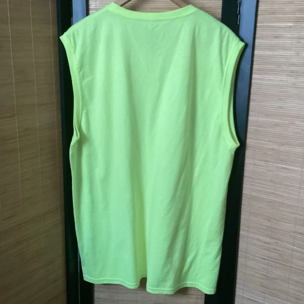 NWT Fruit of the Loom Platinum Neon Yellow Tee Sz L sleeveless crew neck